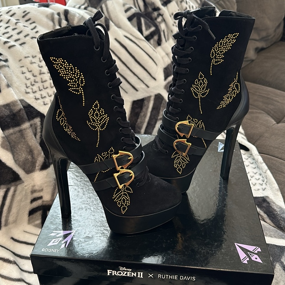 Ruthie Davis X Frozen 2